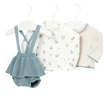 Conjunto blanco con azul