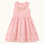 Vestido con accesorio
