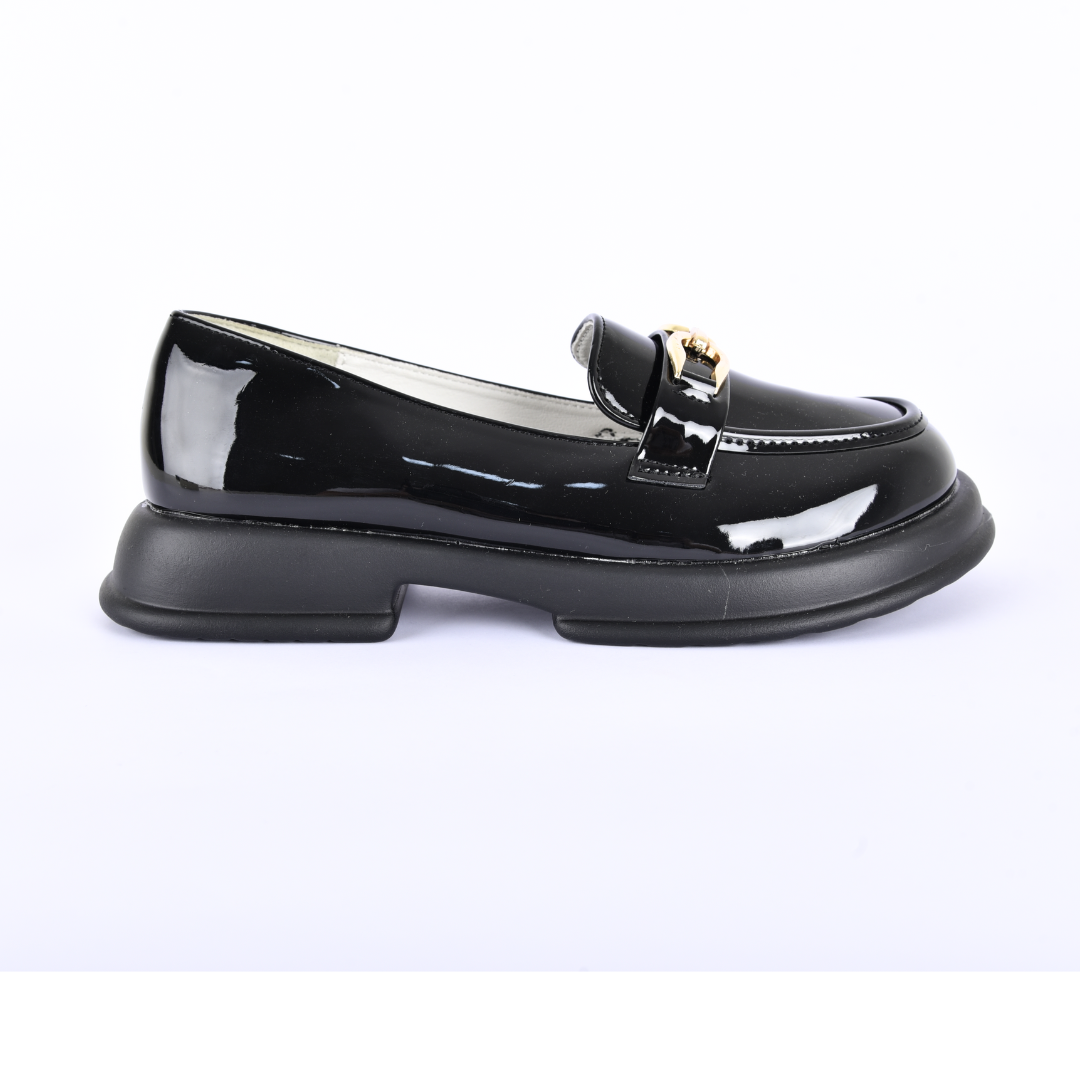 Mocasines negros de charol