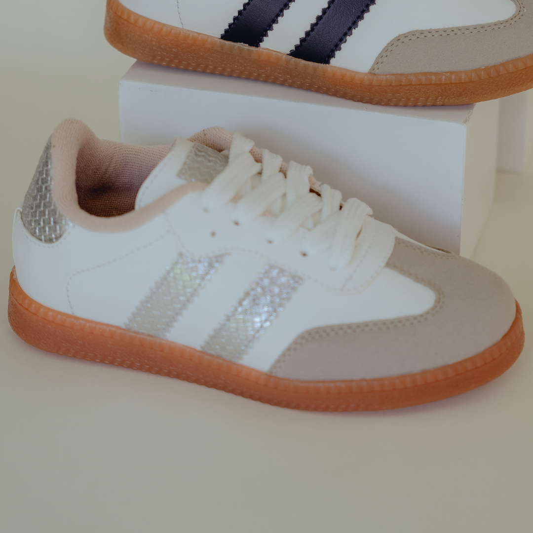 Tennis white silver