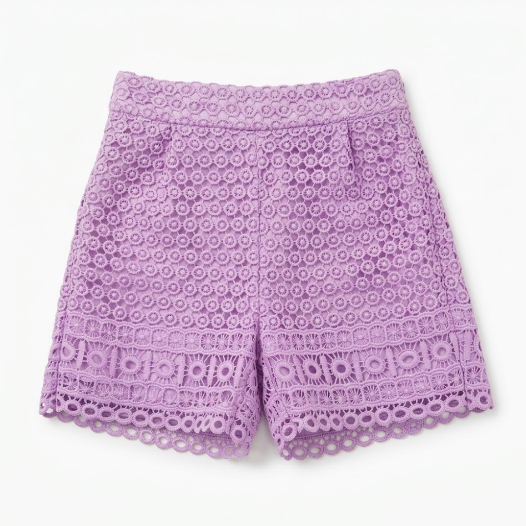 Short Lila