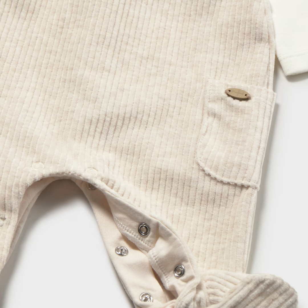 Mameluco beige