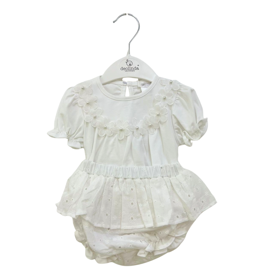 Conjunto white