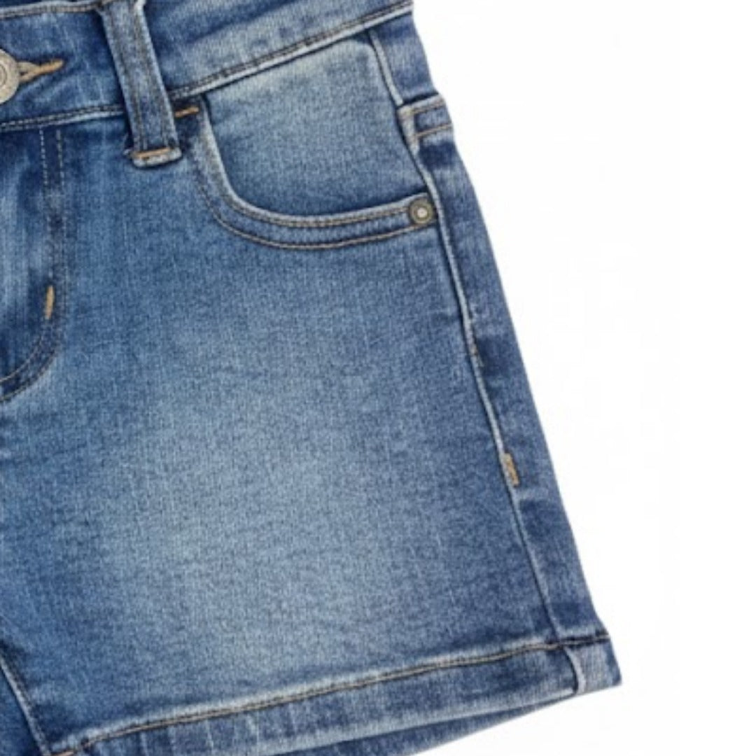 Short denim